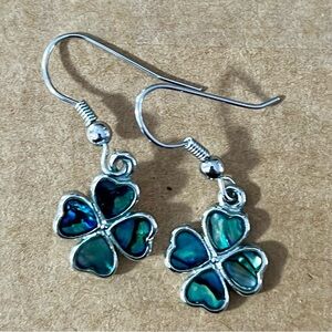Clover Drop Silver Earrings Inlaid With Natural Abalone